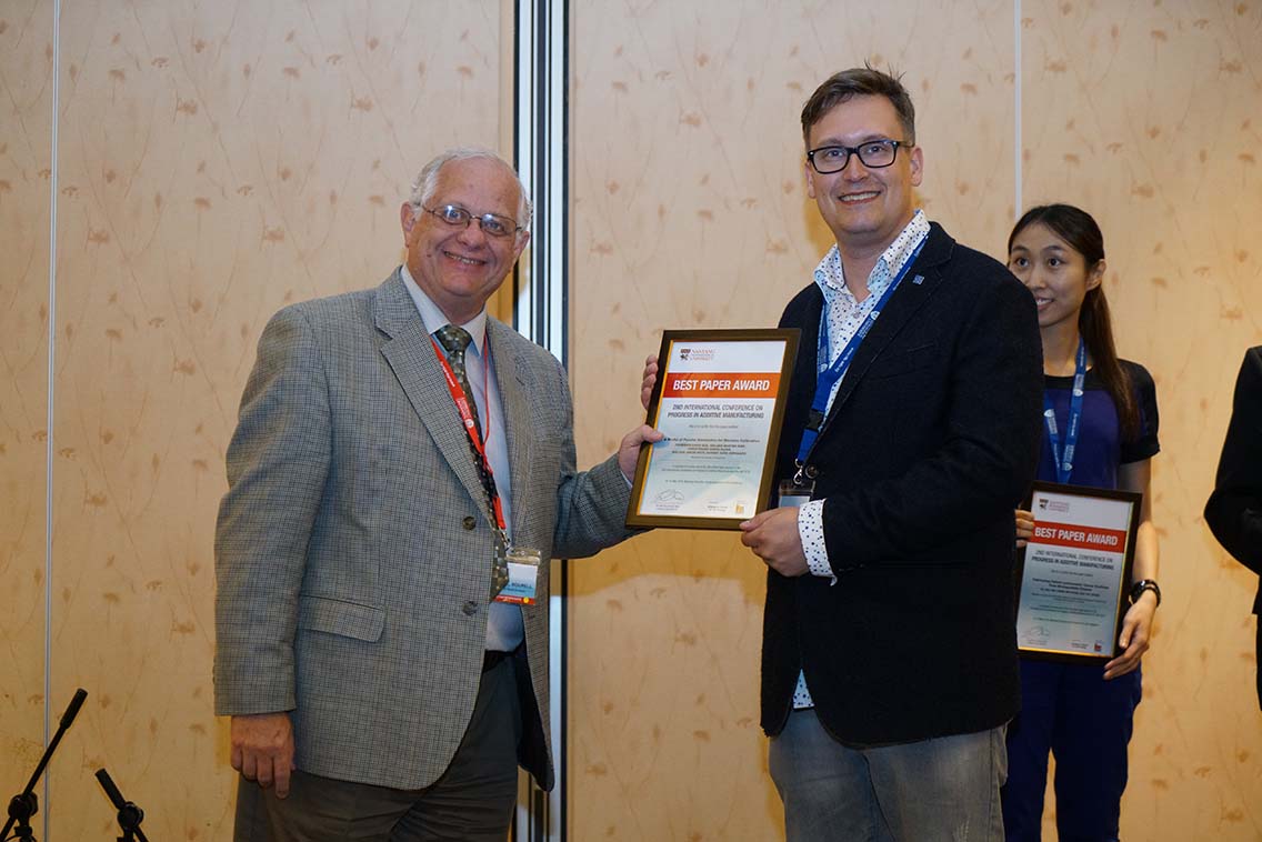 Best Paper Award David Bue Pedersen